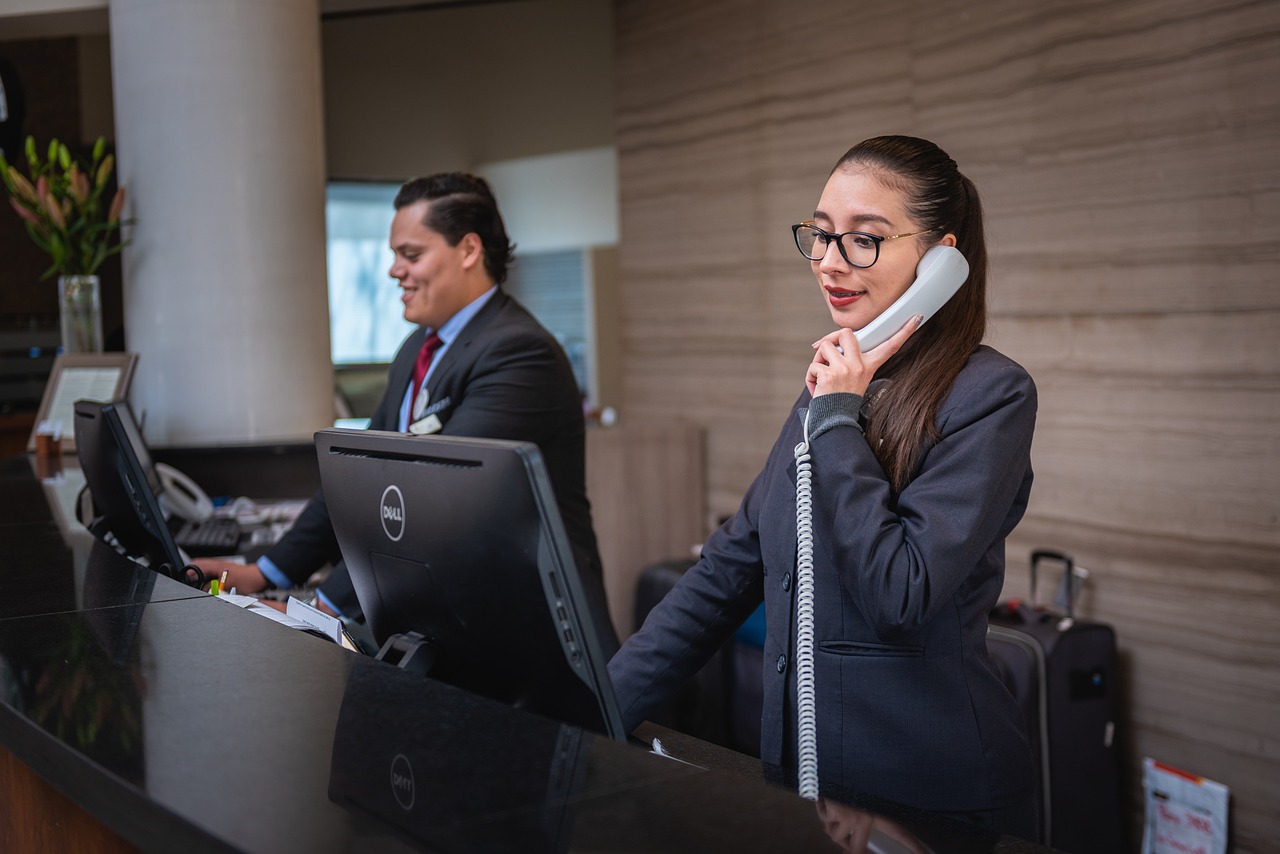 découvrez comment renforcer la fidélité de vos clients grâce à des stratégies efficaces et des programmes adaptés. maximisez l'engagement et la satisfaction de votre clientèle pour assurer la pérennité de votre entreprise.