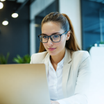 découvrez comment une application de conciergerie digitale peut enrichir votre offre de services. optimisez l'expérience client, proposez des solutions innovantes et restez compétitif sur le marché grâce à des outils performants et adaptés à vos besoins.