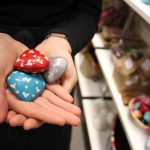 découvrez notre chocolat biologique et équitable, savamment élaboré pour allier goût exceptionnel et respect de l'environnement. offrez-vous une expérience gourmande tout en soutenant des pratiques durables et des producteurs engagés.